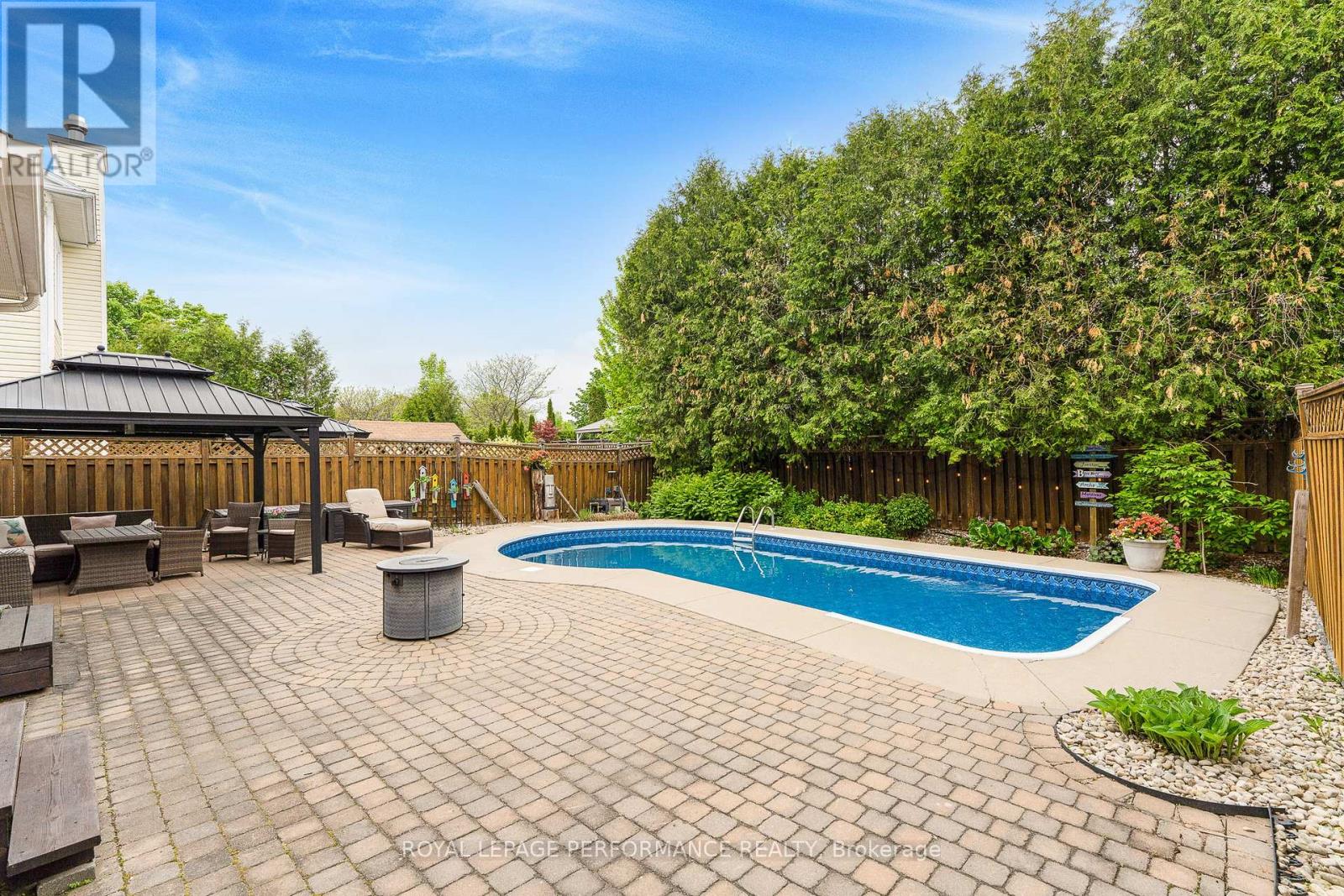 6109 Creek Crossing Street, Ottawa, Ontario  K1W 1E3 - Photo 31 - X12207261