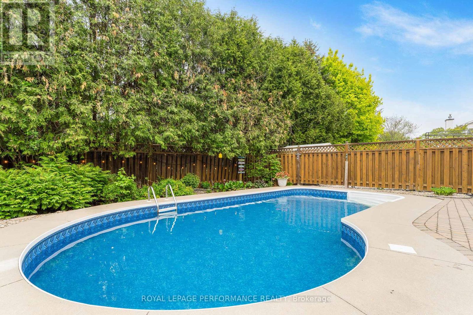 6109 Creek Crossing Street, Ottawa, Ontario  K1W 1E3 - Photo 32 - X12207261