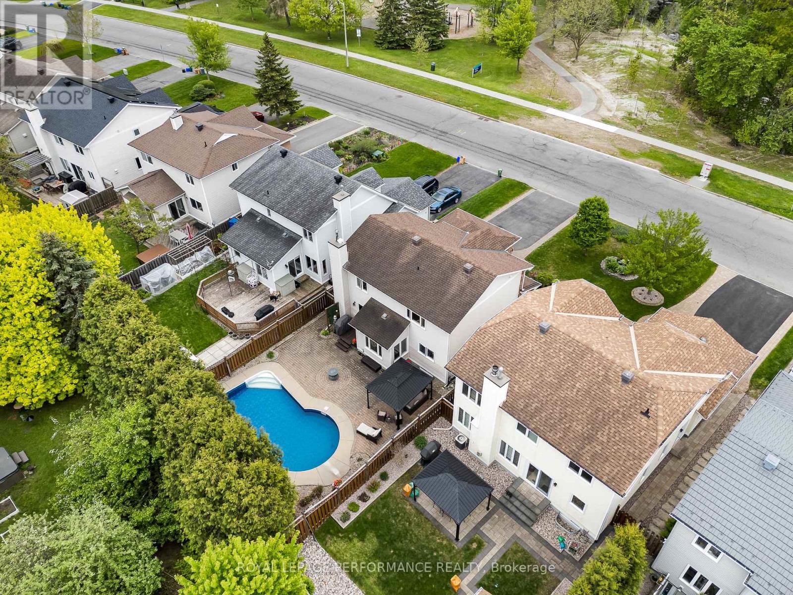 6109 Creek Crossing Street, Ottawa, Ontario  K1W 1E3 - Photo 34 - X12207261