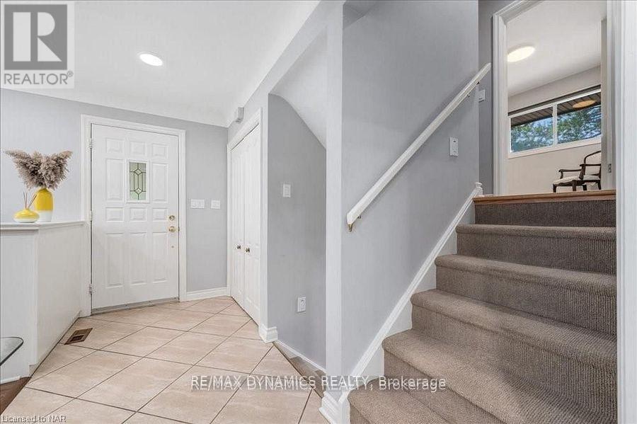 15842 Niagara River Parkway E, Niagara-On-The-Lake (River), Ontario  L0S 1J0 - Photo 15 - X12207352