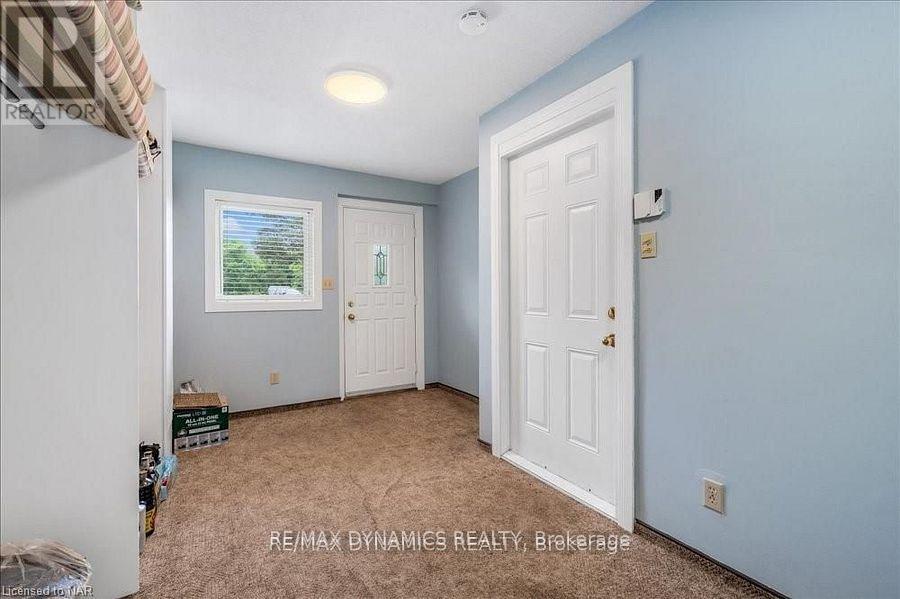 15842 Niagara River Parkway E, Niagara-On-The-Lake (River), Ontario  L0S 1J0 - Photo 22 - X12207352