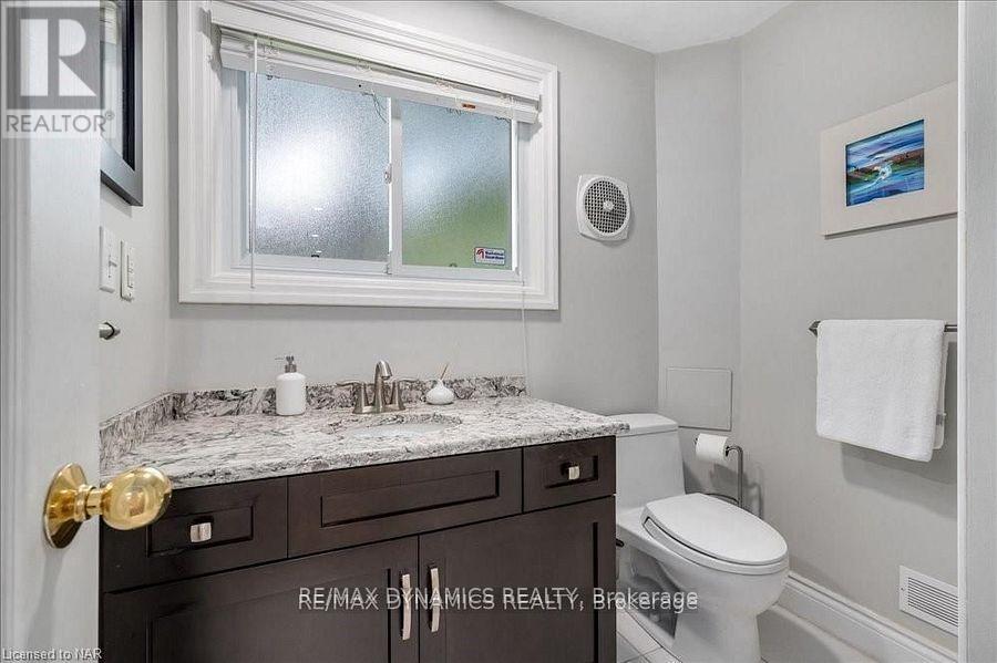 15842 Niagara River Parkway E, Niagara-On-The-Lake (River), Ontario  L0S 1J0 - Photo 26 - X12207352