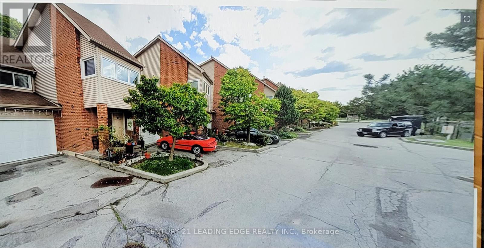 Th9 - 1031 Midland Avenue, Toronto (Eglinton East), Ontario  M1K 4G7 - Photo 2 - E12206517