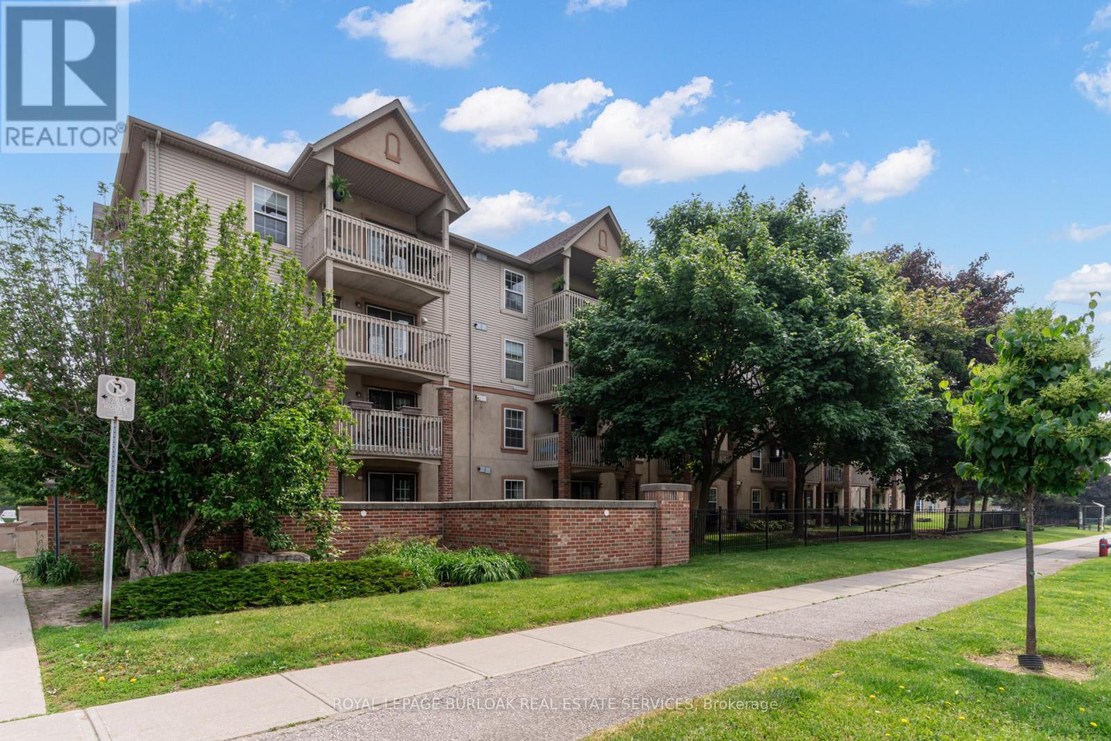 403 - 4003 KILMER DRIVE, Burlington, Ontario