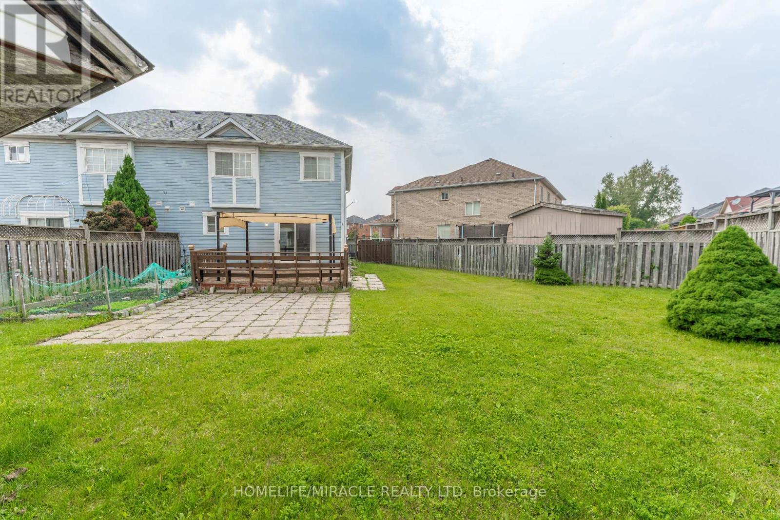 56 Viceroy Crescent, Brampton, Ontario  L7A 1V7 - Photo 36 - W12204092