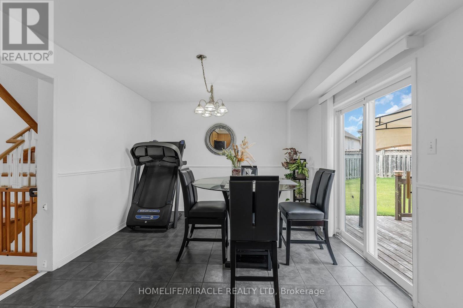 56 Viceroy Crescent, Brampton, Ontario  L7A 1V7 - Photo 12 - W12204092