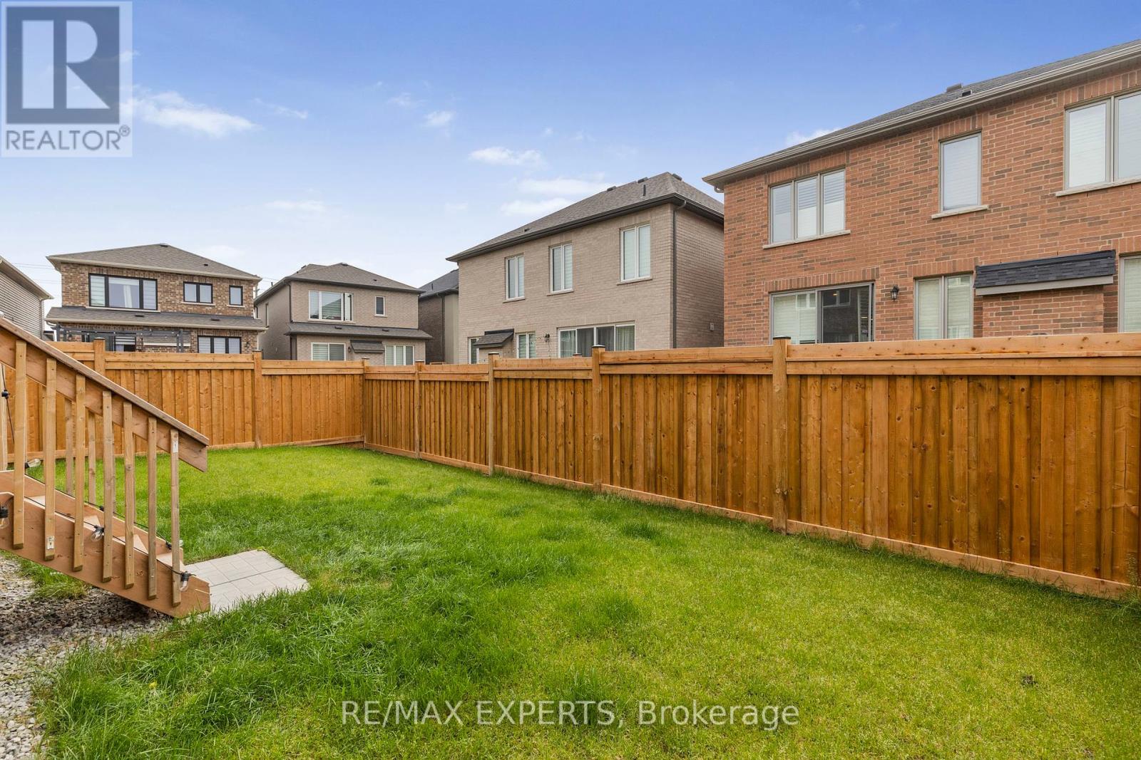 592 Boyd Lane, Milton, Ontario  L9E 1W6 - Photo 41 - W12206808