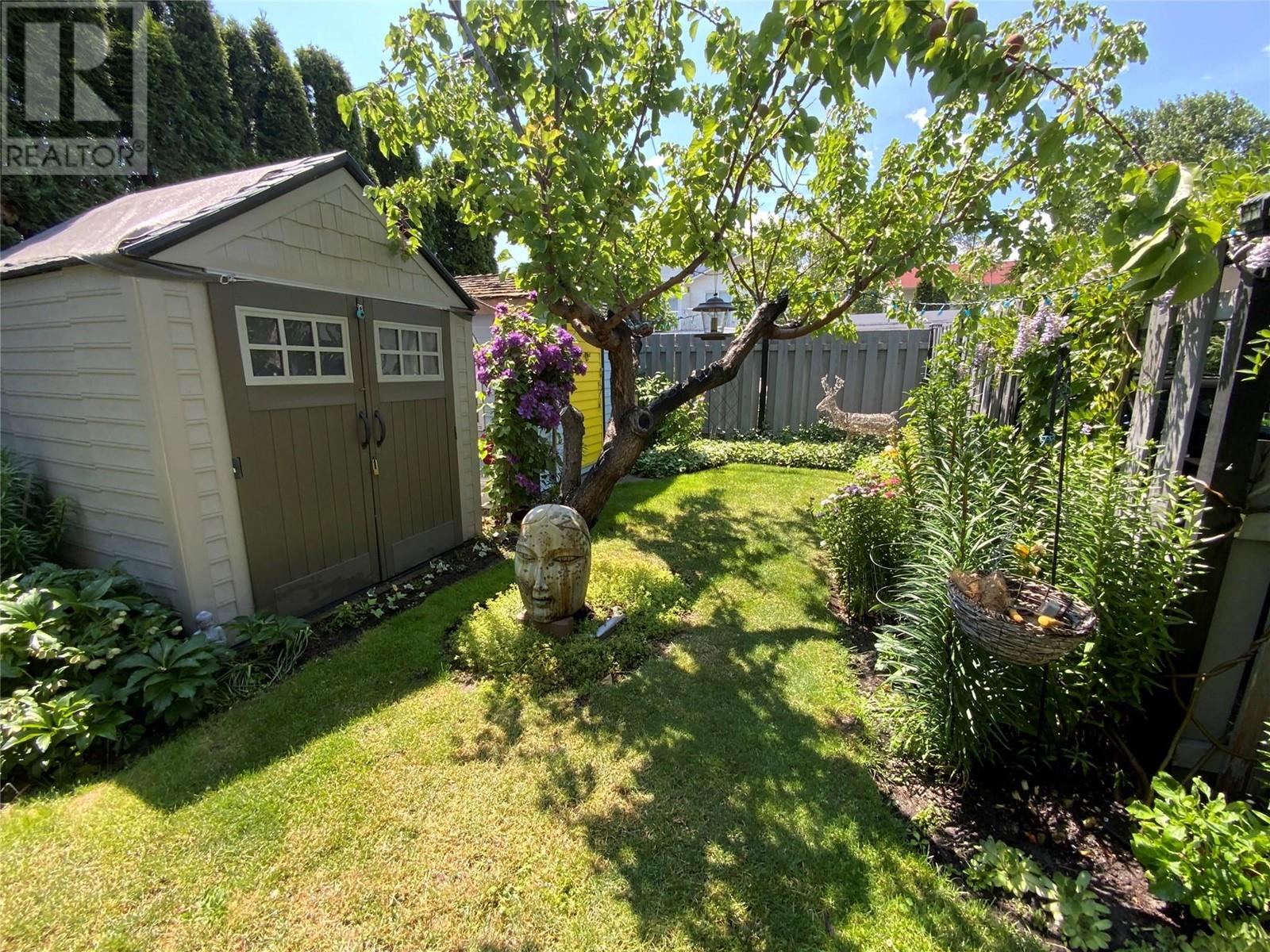 207 Maple Street, Penticton, British Columbia  V2A 5V6 - Photo 5 - 10351435