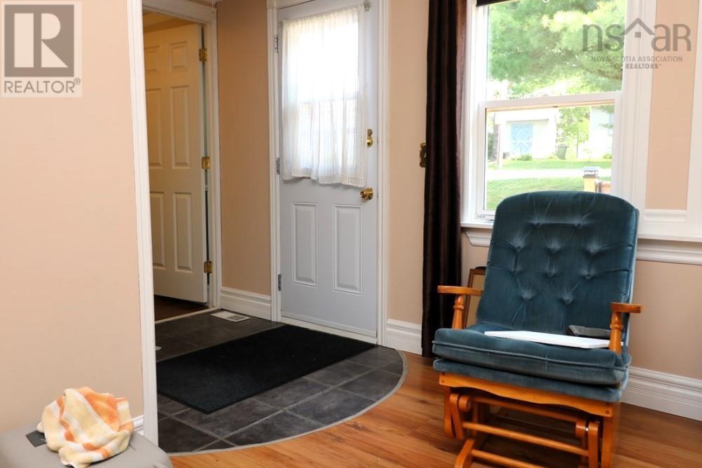 Property at 1500 Woodbine Drive image 4