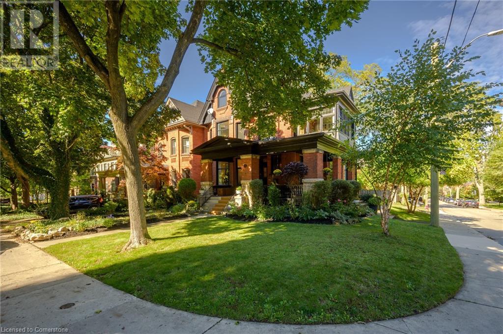 114 Aberdeen Avenue, Hamilton, Ontario  L8P 2P2 - Photo 1 - 40725981