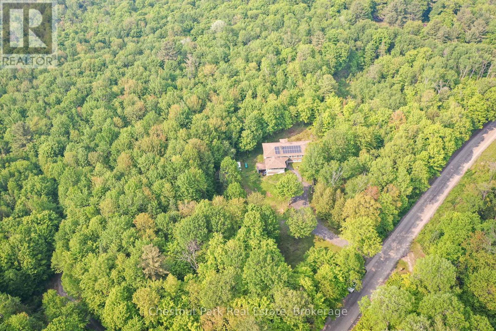 628 Lynx Lake Road, Huntsville, Ontario  P1H 2J3 - Photo 3 - X12207313