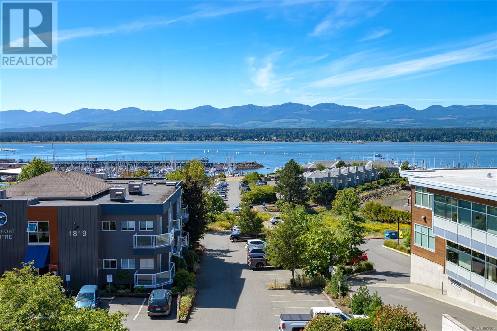 201 1811 Comox Ave, Comox, British Columbia