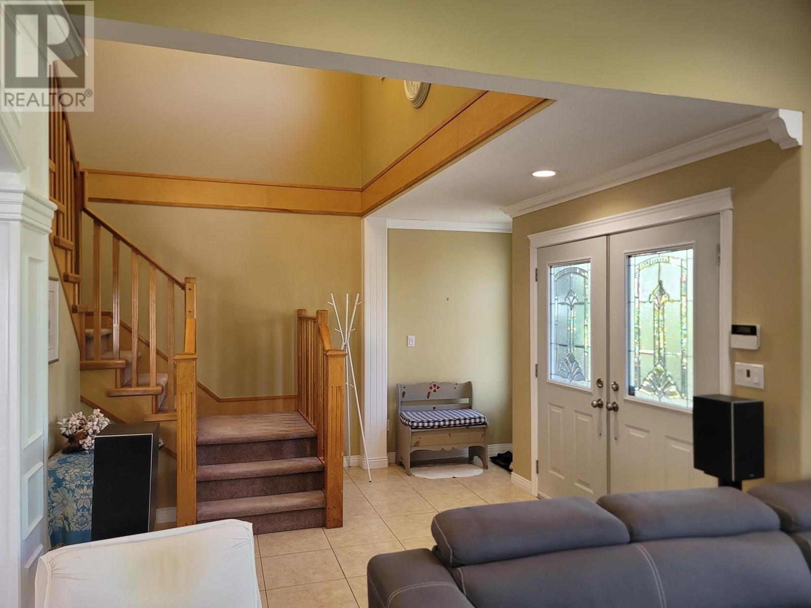 3330 Douglas Road, Burnaby, British Columbia  V5G 3N9 - Photo 4 - R3010191