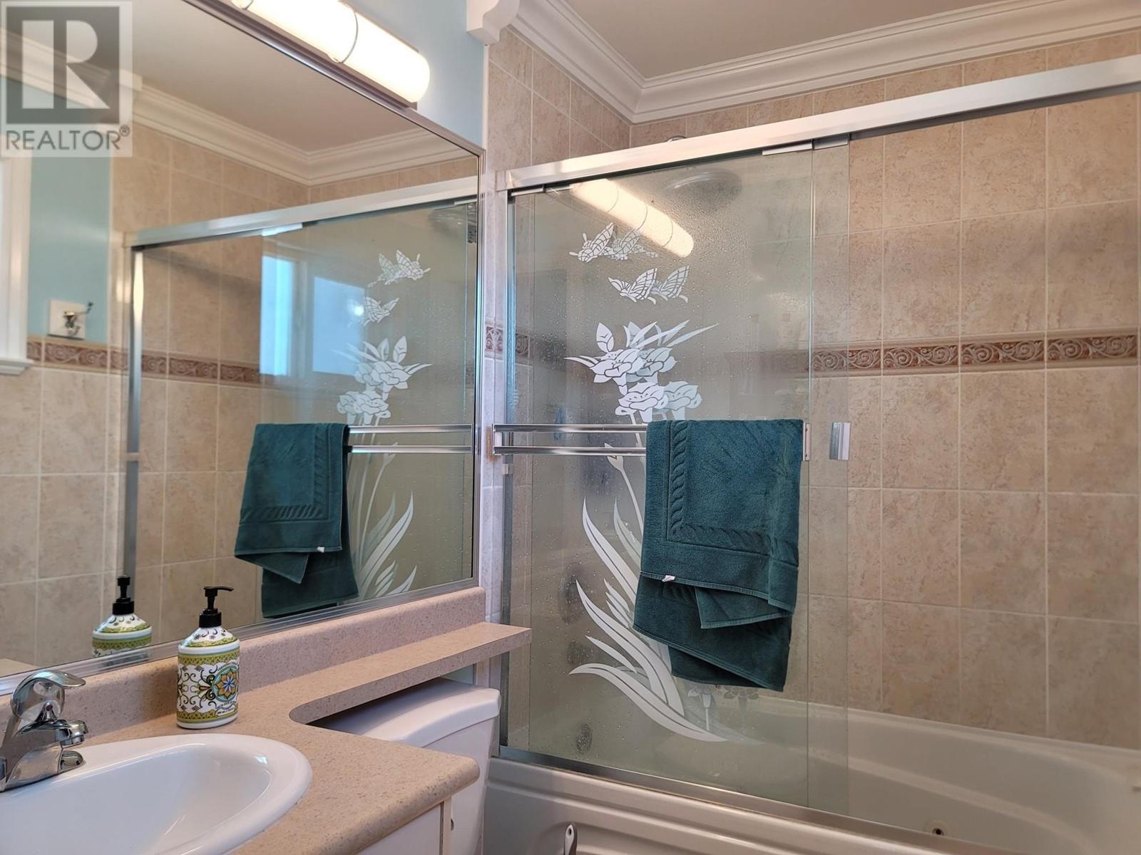 3330 Douglas Road, Burnaby, British Columbia  V5G 3N9 - Photo 24 - R3010191