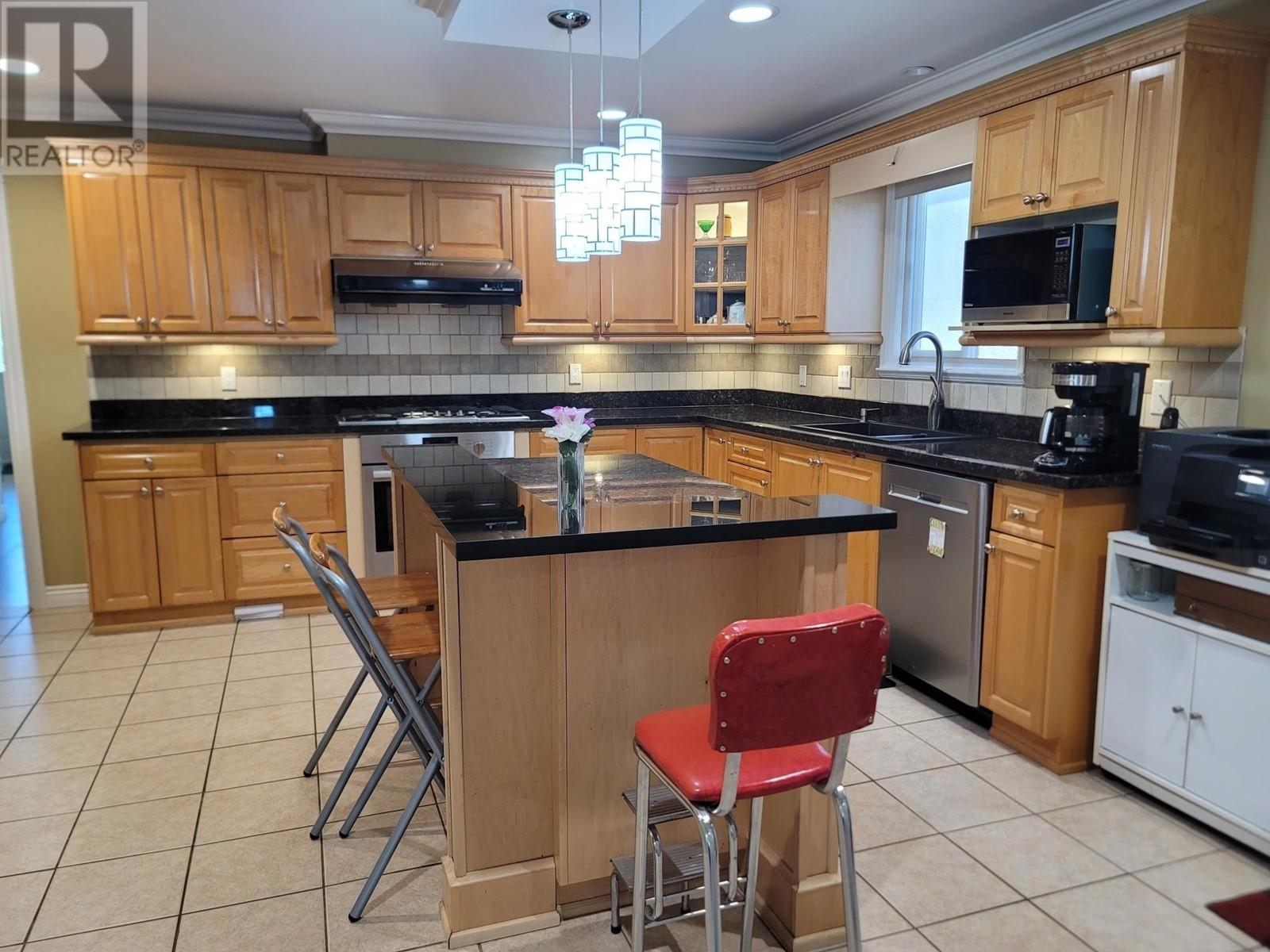 3330 Douglas Road, Burnaby, British Columbia  V5G 3N9 - Photo 9 - R3010191