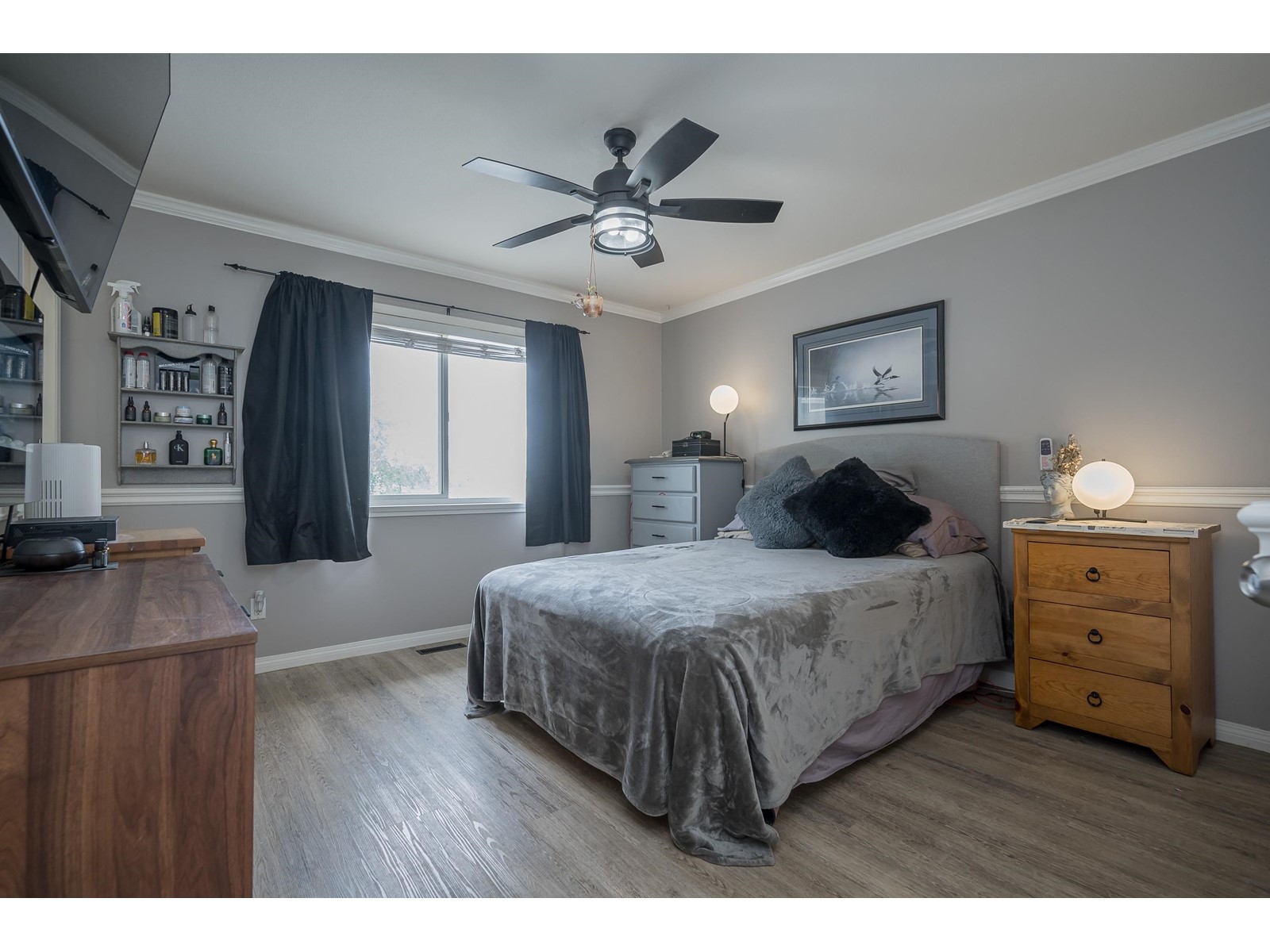 Property at 5001 218A STREET image 4