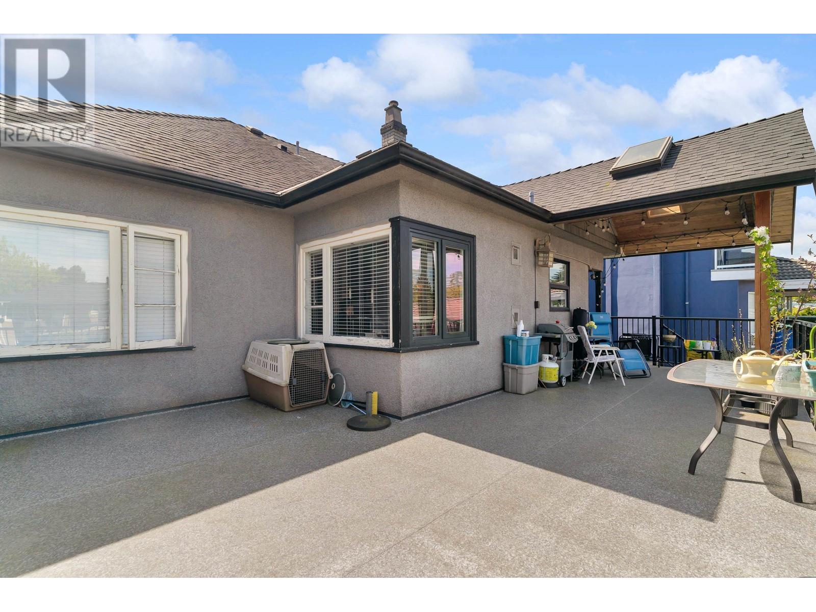 6895 Curtis Street, Burnaby, British Columbia  V5B 2B2 - Photo 26 - R2990482