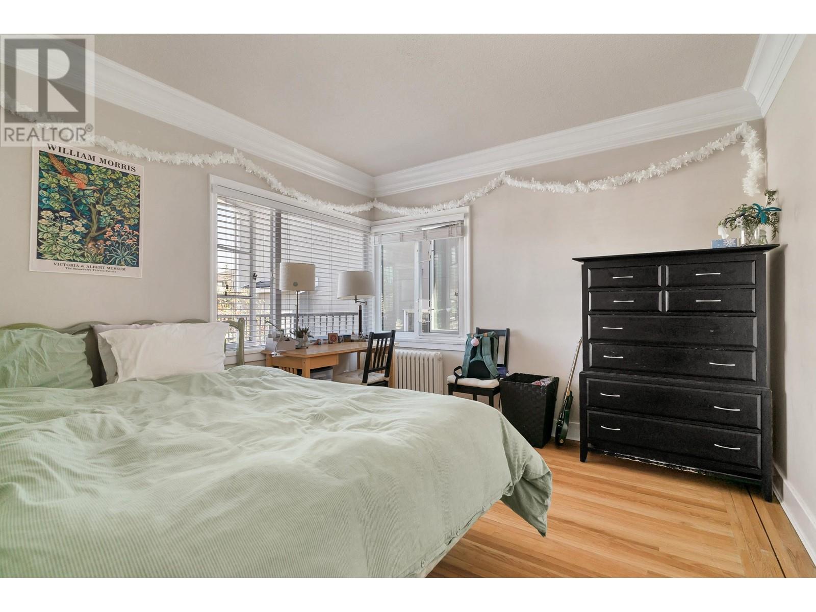 6895 Curtis Street, Burnaby, British Columbia  V5B 2B2 - Photo 13 - R2990482