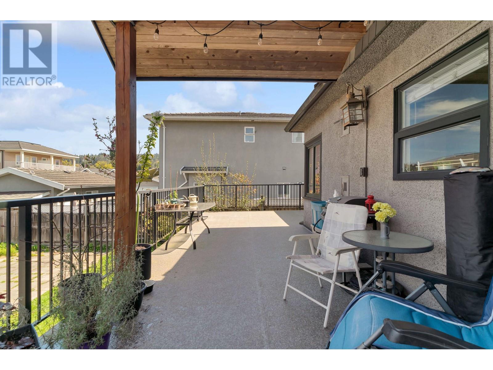 6895 Curtis Street, Burnaby, British Columbia  V5B 2B2 - Photo 25 - R2990482