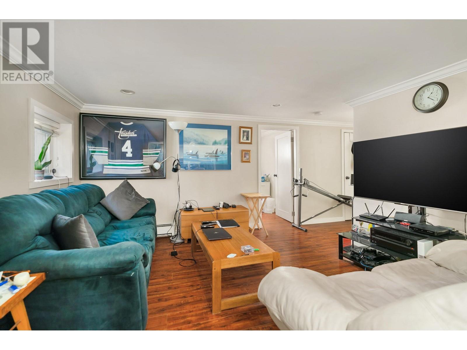 6895 Curtis Street, Burnaby, British Columbia  V5B 2B2 - Photo 20 - R2990482