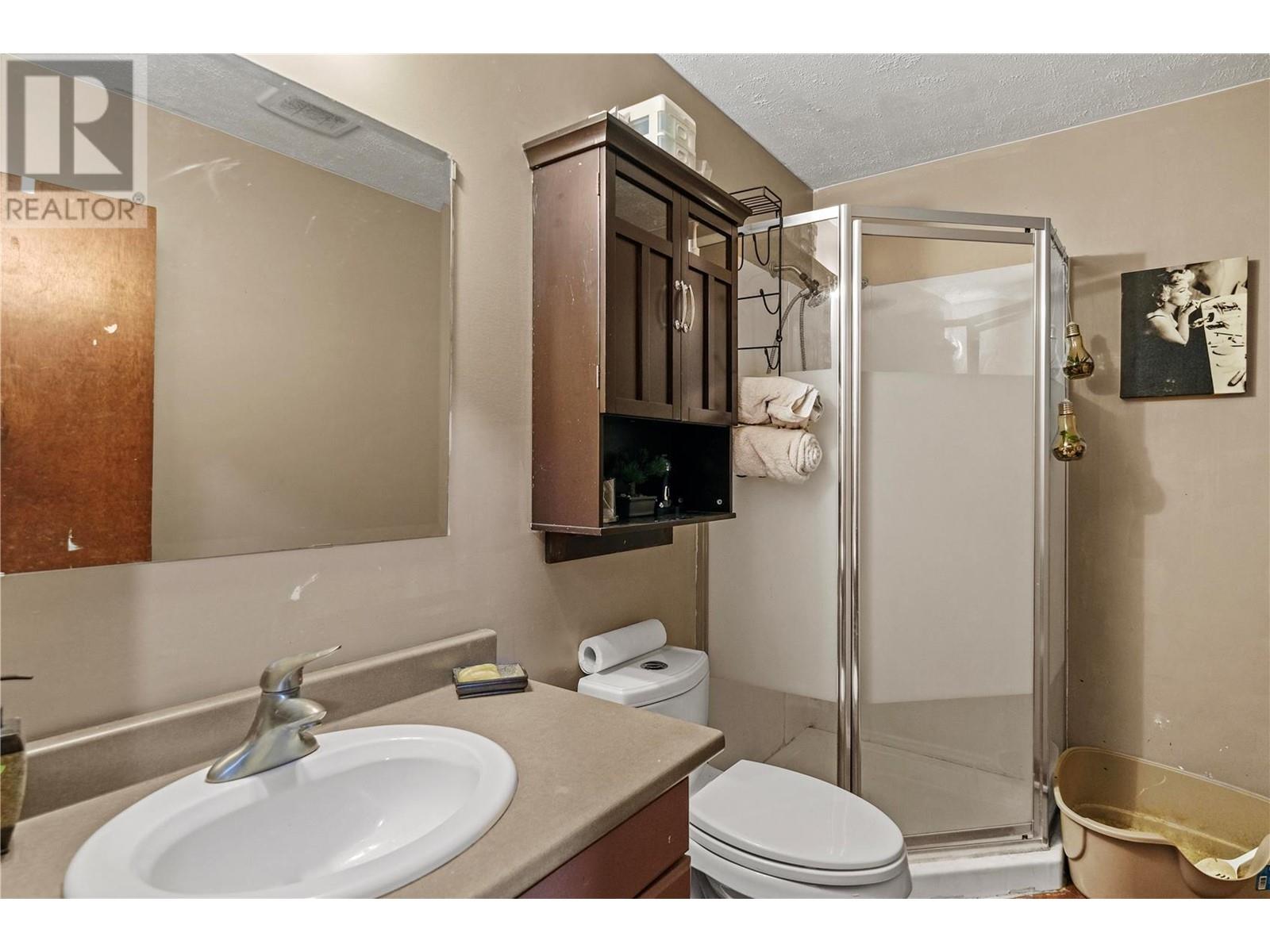 710 Bell Road, Rutland, British Columbia  V1X 2Y1 - Photo 14 - 10351311