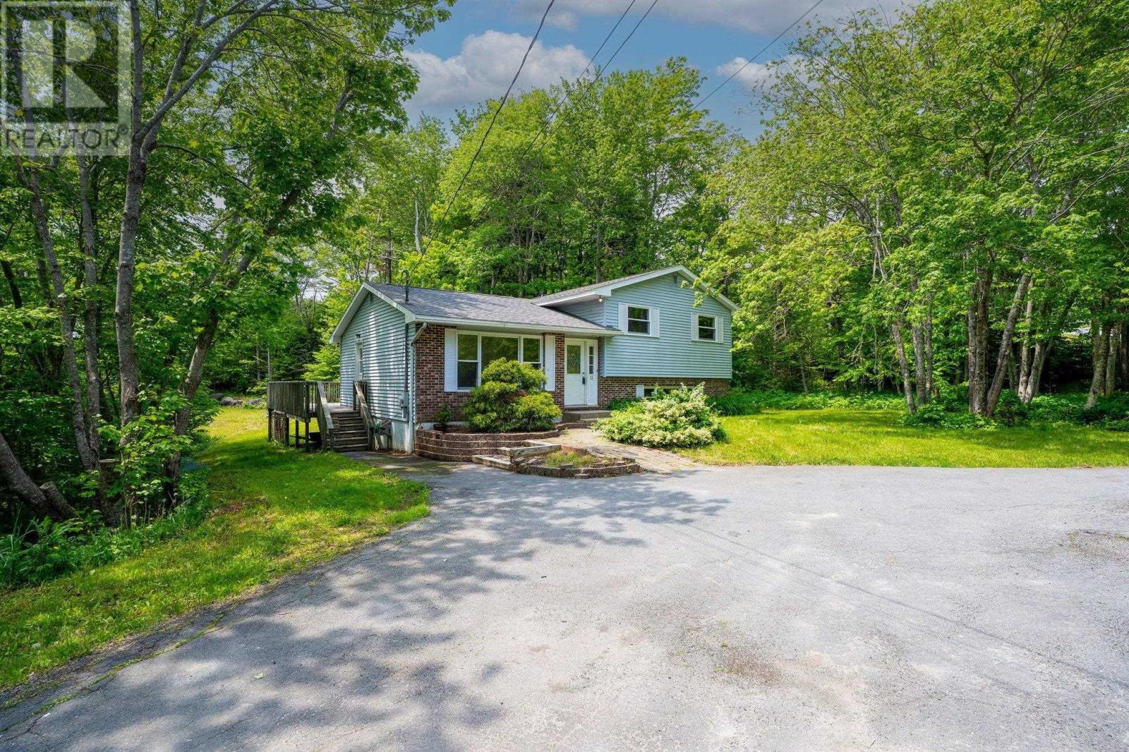 Property at 13 Greenhill Road image 2