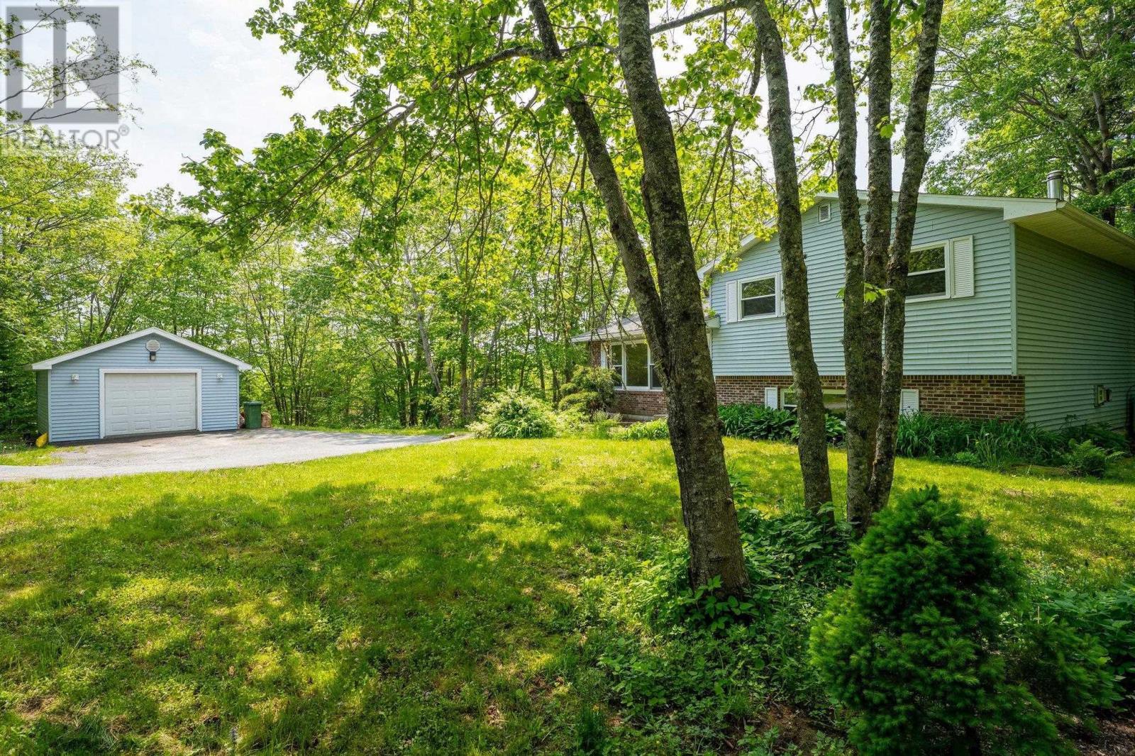 Property at 13 Greenhill Road image 3