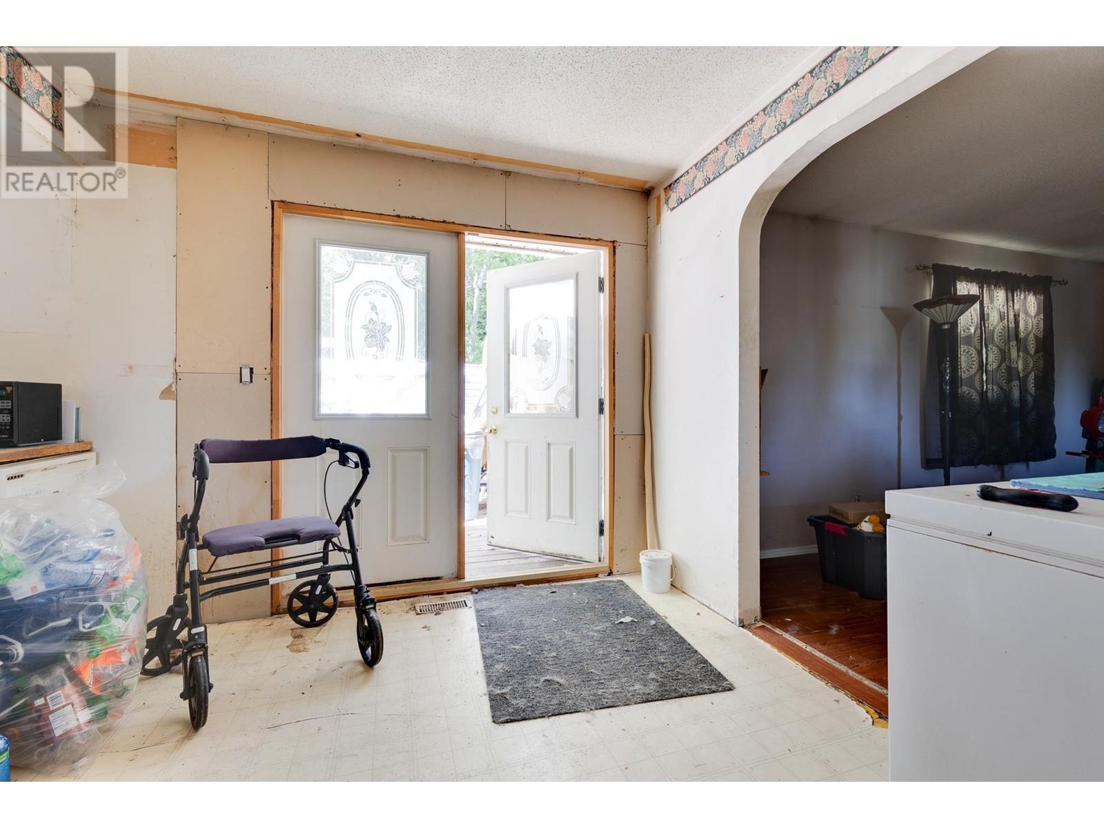 2988 Andres Road, Prince George, British Columbia  V2N 5E5 - Photo 4 - R3012938
