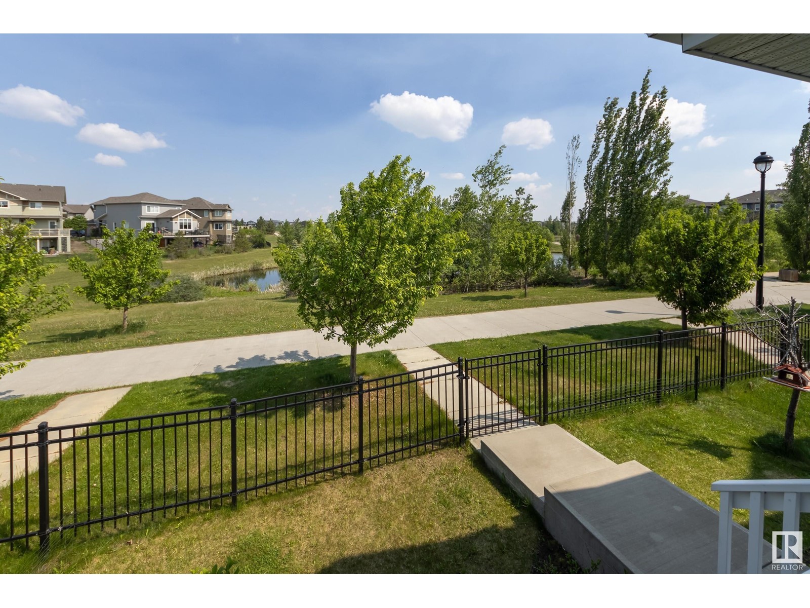 1832 Carruthers Ln Sw, Edmonton, Alberta  T6W 0Z1 - Photo 1 - E4441328