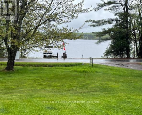 1293 Green Lake Road, Dysart Et Al, Ontario  K0M 1S0 - Photo 4 - X12162876