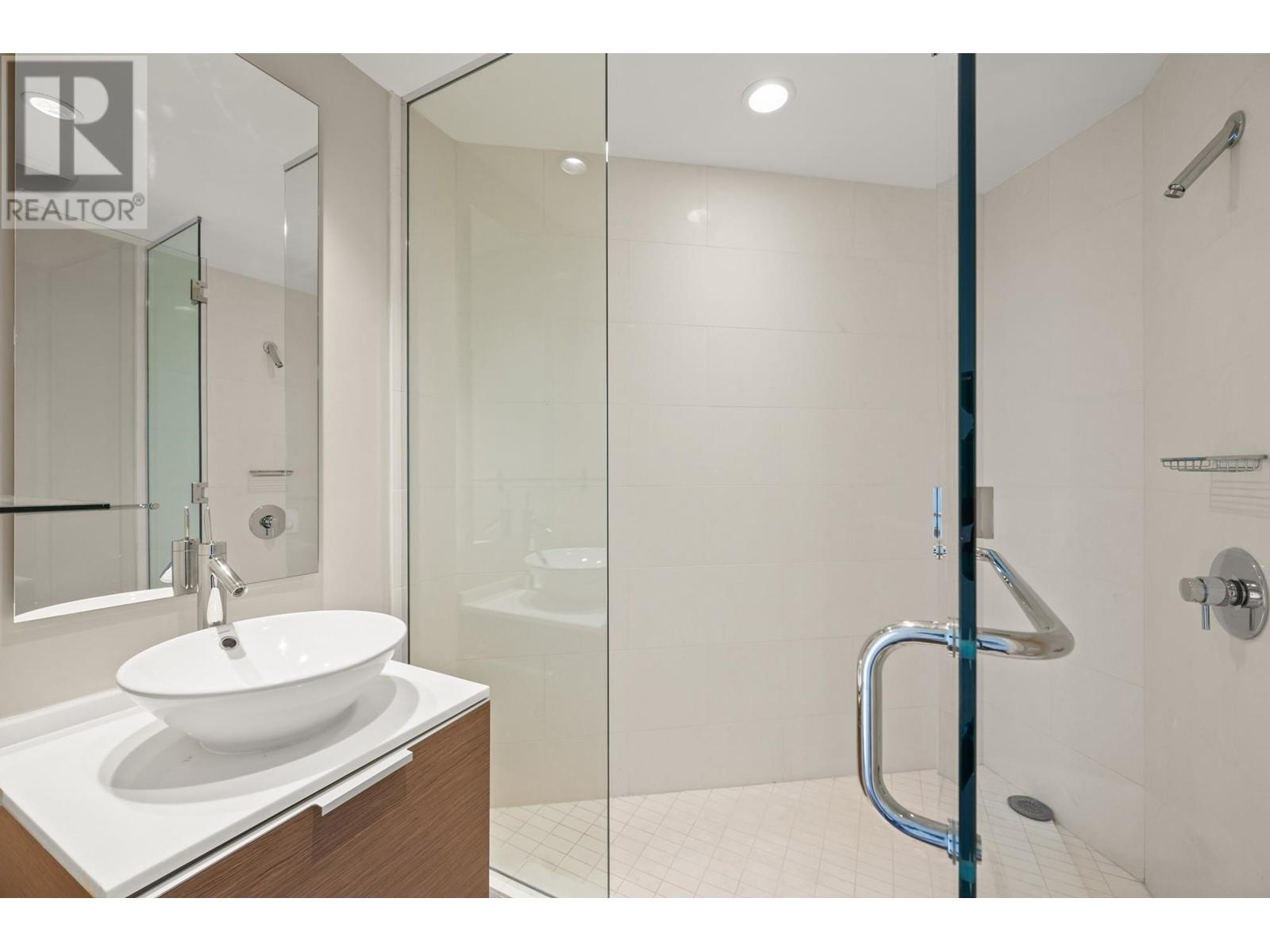 Listing Picture 18 of 27 : 4007 1111 ALBERNI STREET, Vancouver / 溫哥華 - 魯藝地產 Yvonne Lu Group - MLS Medallion Club Member