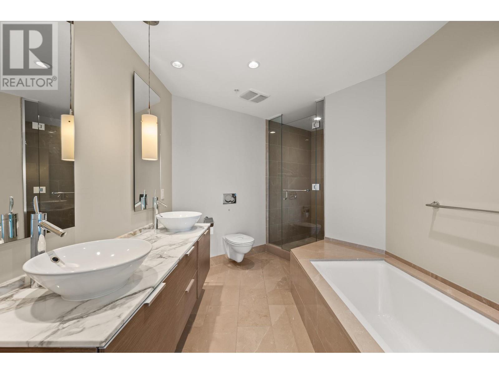 Listing Picture 19 of 27 : 4007 1111 ALBERNI STREET, Vancouver / 溫哥華 - 魯藝地產 Yvonne Lu Group - MLS Medallion Club Member