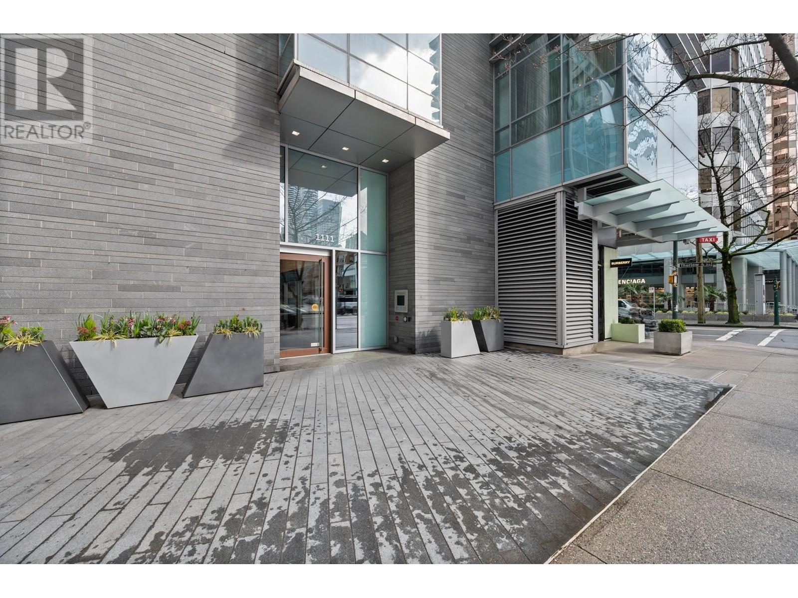 Listing Picture 26 of 27 : 4007 1111 ALBERNI STREET, Vancouver / 溫哥華 - 魯藝地產 Yvonne Lu Group - MLS Medallion Club Member