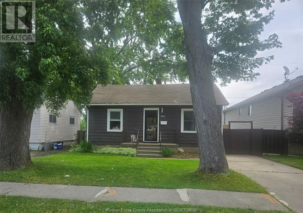 MLS# 25014332: 1874 Tourangeau, Windsor, Canada