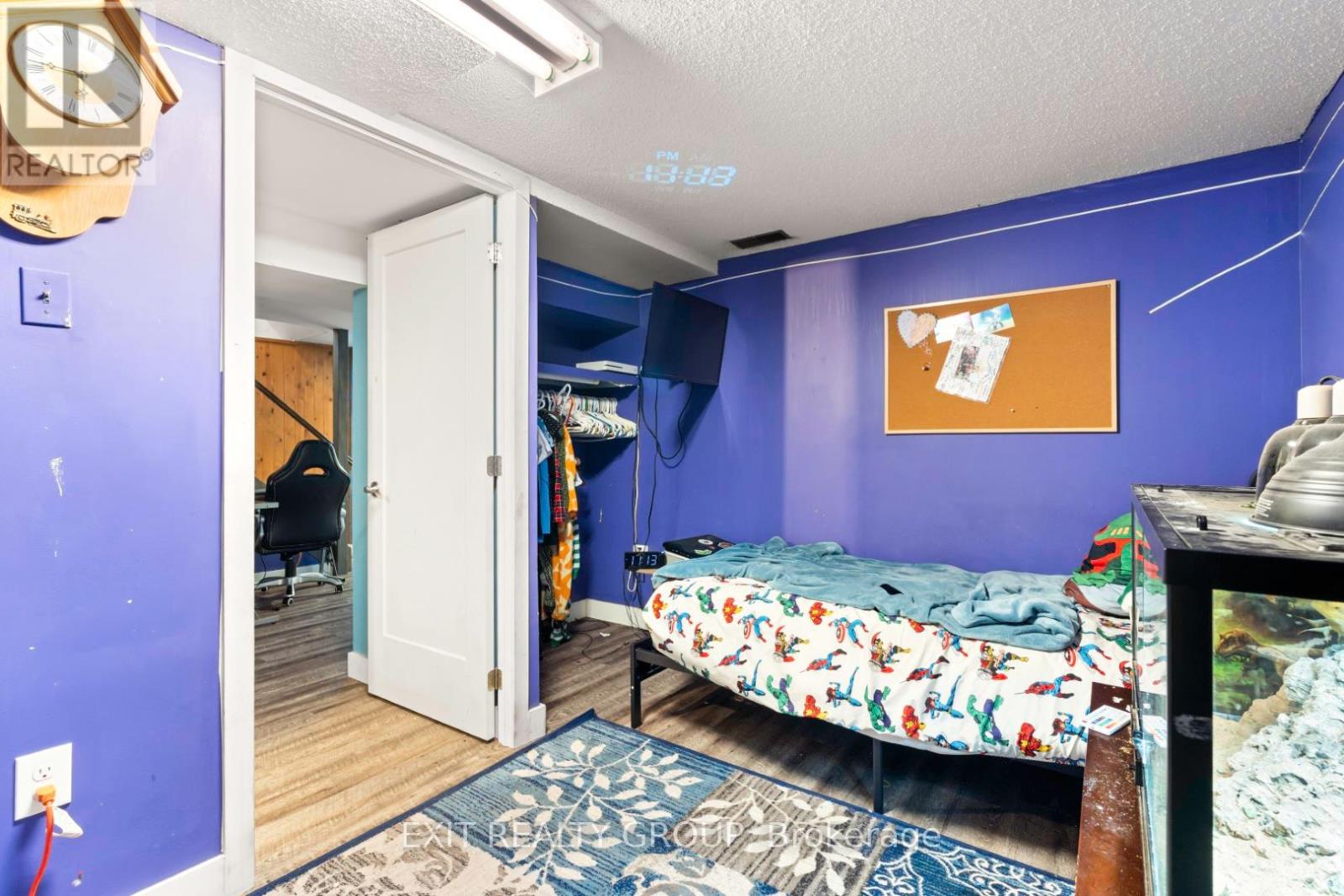 94 Maple Drive, Belleville, Ontario  K8P 2R2 - Photo 17 - X12193432