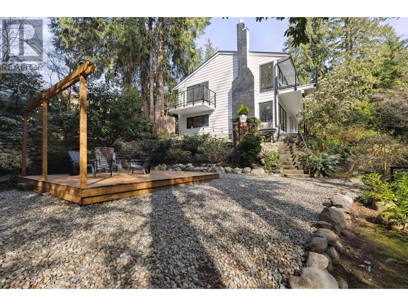 1820 Fulton Avenue, West Vancouver, British Columbia  V7V 1S9 - Photo 1 - R2992607