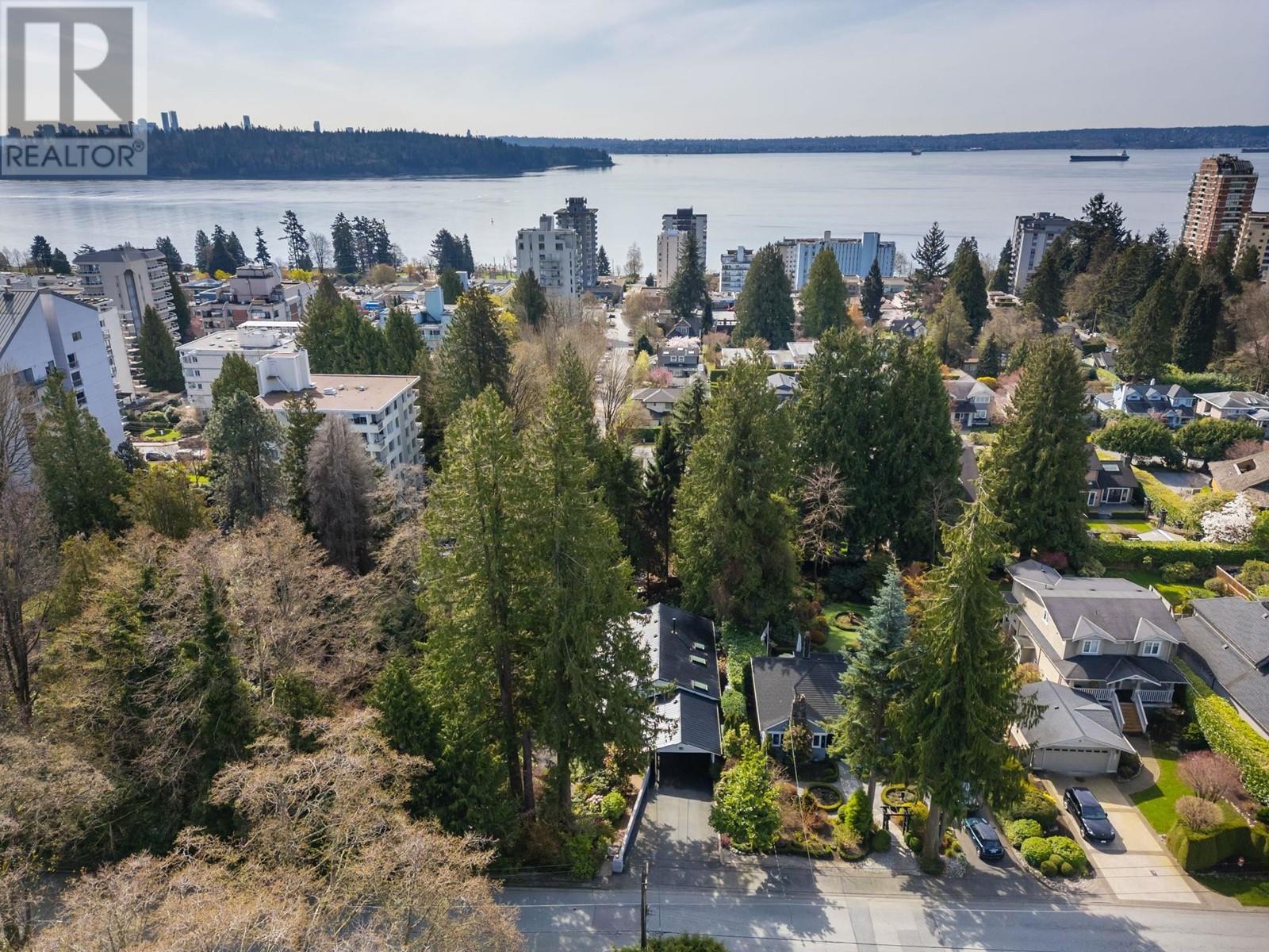 1820 Fulton Avenue, West Vancouver, British Columbia  V7V 1S9 - Photo 39 - R2992607