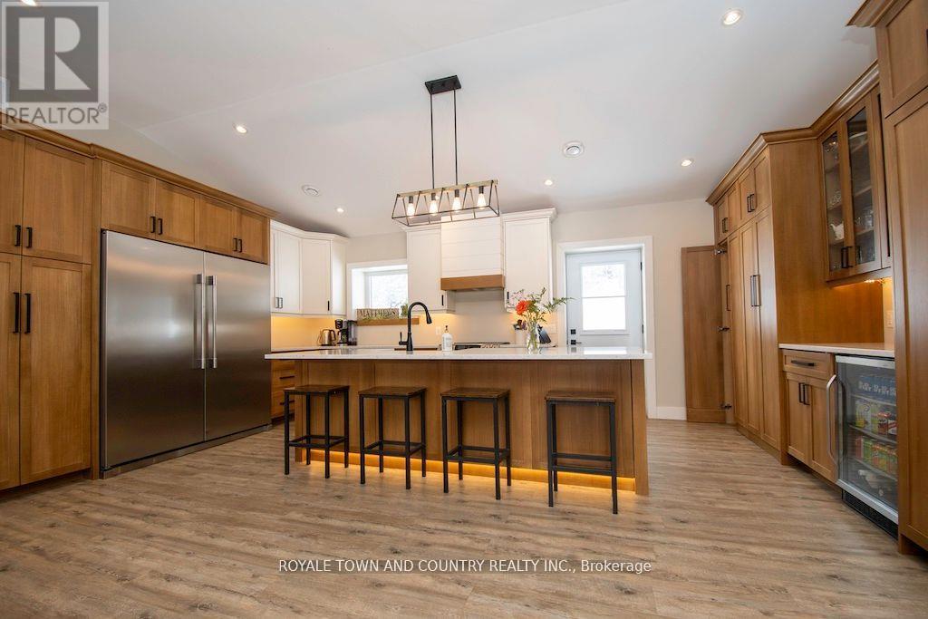 829 Peace Road, Kawartha Lakes, Ontario  K0L 2W0 - Photo 10 - X12207385