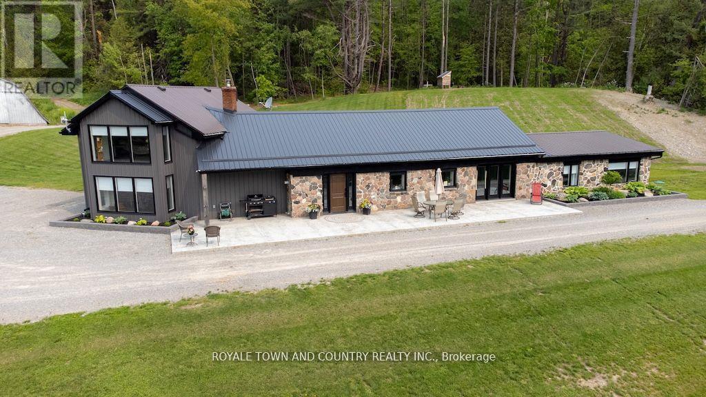 829 Peace Road, Kawartha Lakes, Ontario  K0L 2W0 - Photo 2 - X12207385