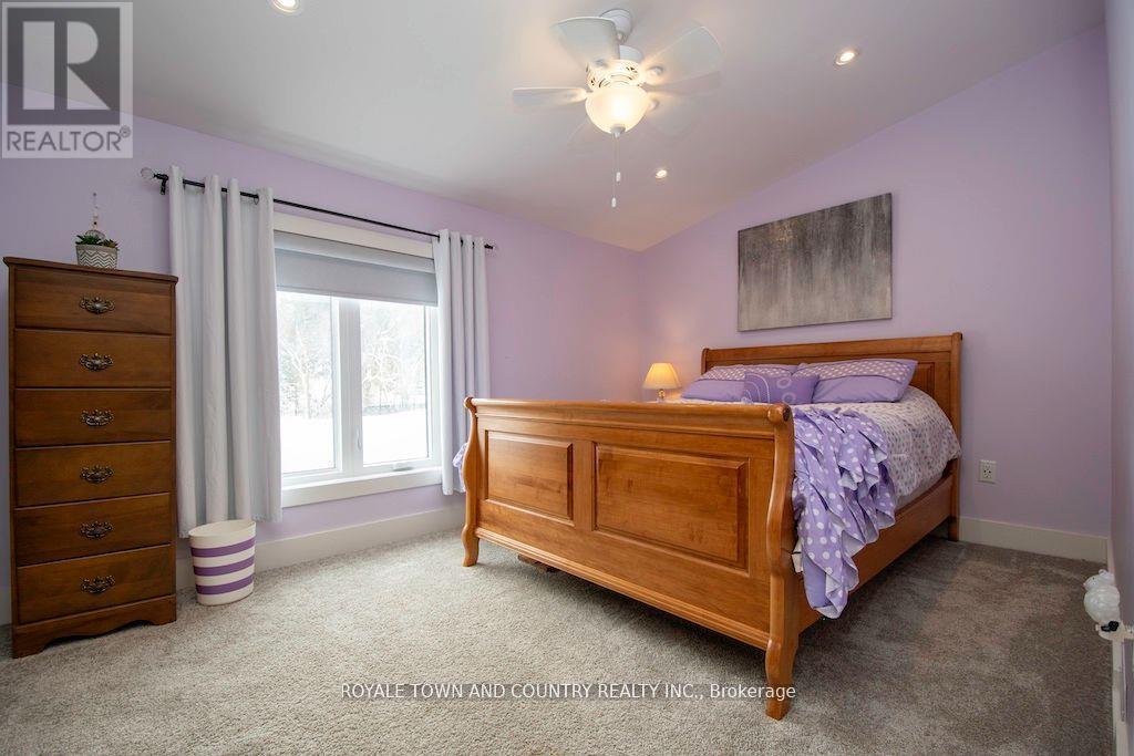 829 Peace Road, Kawartha Lakes, Ontario  K0L 2W0 - Photo 22 - X12207385