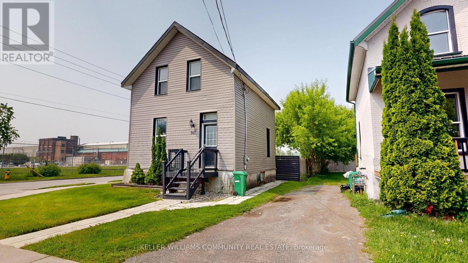 147 Park Place, Peterborough Central, Ontario  K9J 3V8 - Photo 2 - X12207420