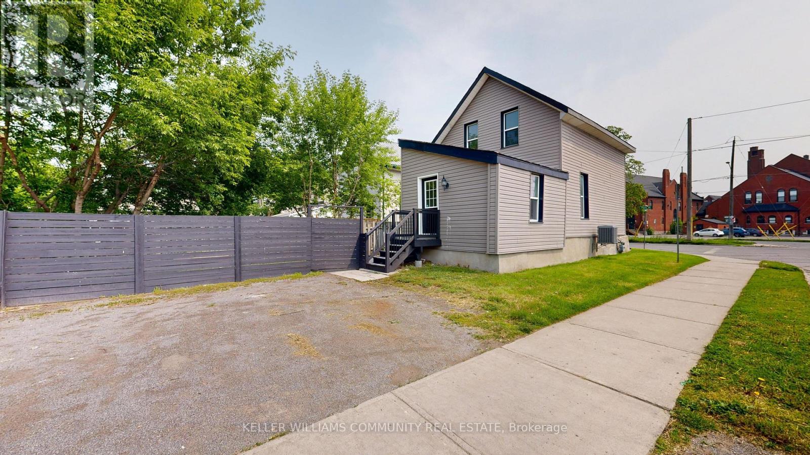 147 Park Place, Peterborough Central, Ontario  K9J 3V8 - Photo 36 - X12207420