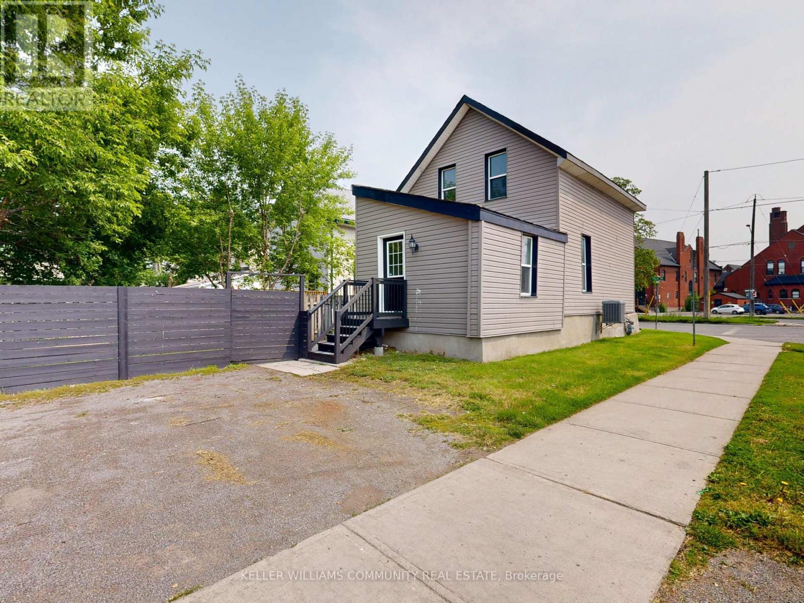 147 Park Place, Peterborough Central, Ontario  K9J 3V8 - Photo 37 - X12207420