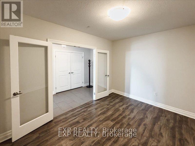 409 - 260 Villagewalk Boulevard, London North, Ontario  N5X 0A6 - Photo 7 - X12207390