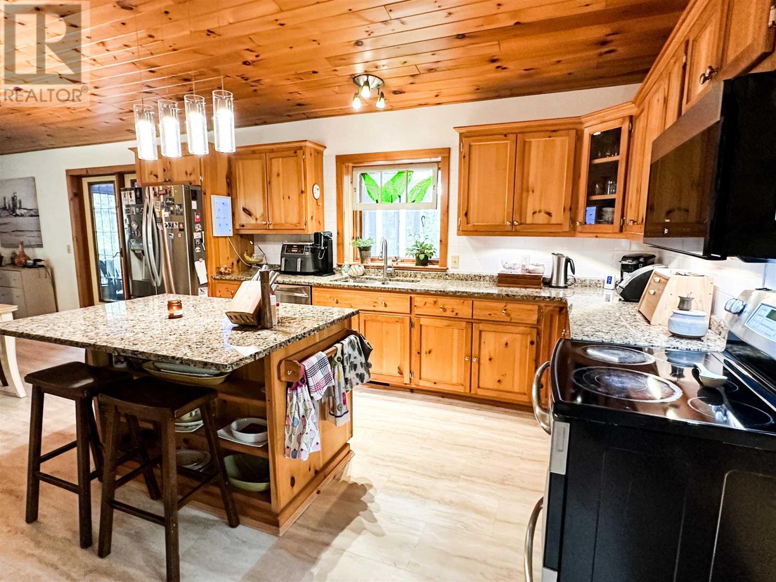 5 Mcmarmac Pl, Cochenour, Ontario  P0V 1L0 - Photo 9 - TB251417