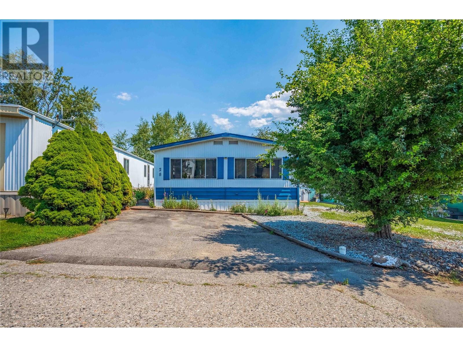Property at 1881 Boucherie Road Unit# 28 image 3