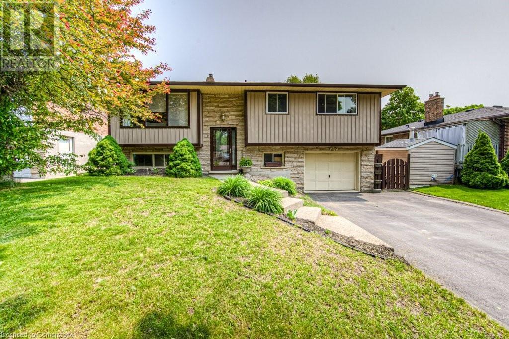 11 Coach Hill Drive, Kitchener, Ontario  N2E 1N7 - Photo 2 - 40738934