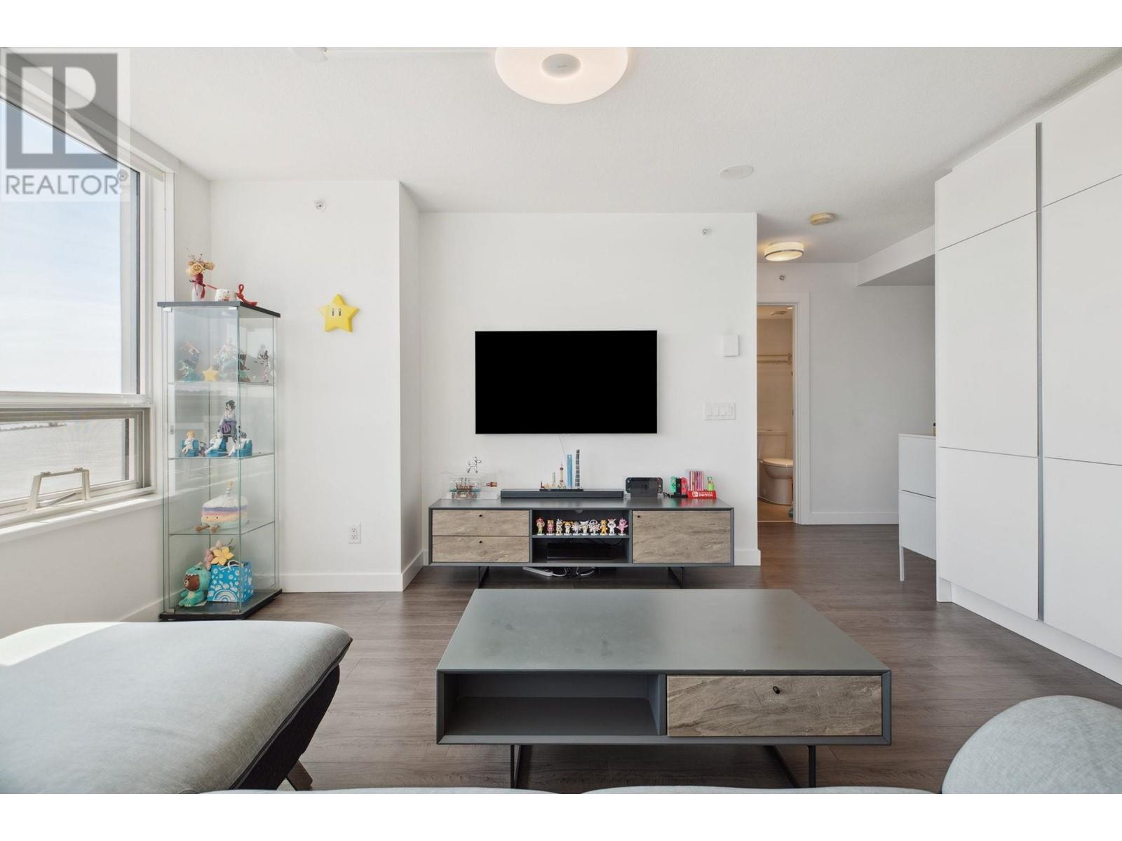 909 988 Quayside Drive, New Westminster, British Columbia  V3M 0L5 - Photo 3 - R3012741