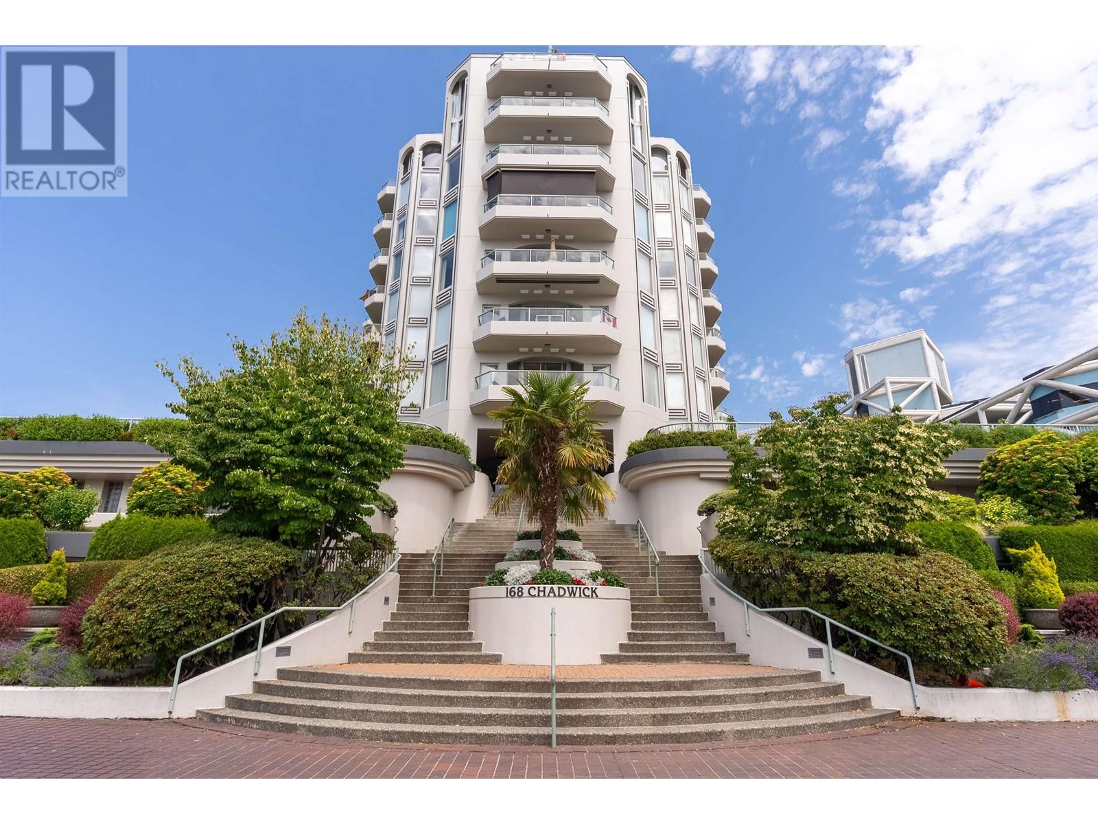 160 168 Chadwick Court, North Vancouver, British Columbia  V7M 3L4 - Photo 2 - R3012892