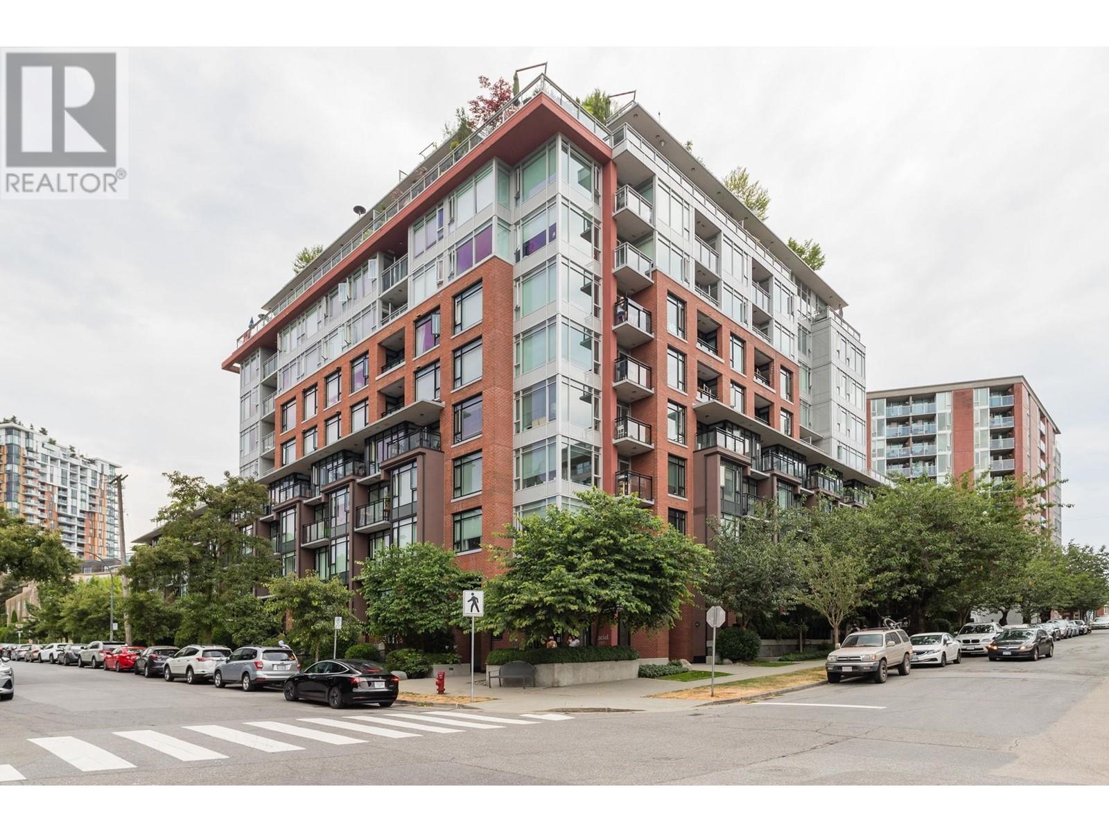 Ph4 2321 Scotia Street, Vancouver, British Columbia  V5T 0A8 - Photo 2 - R3012917